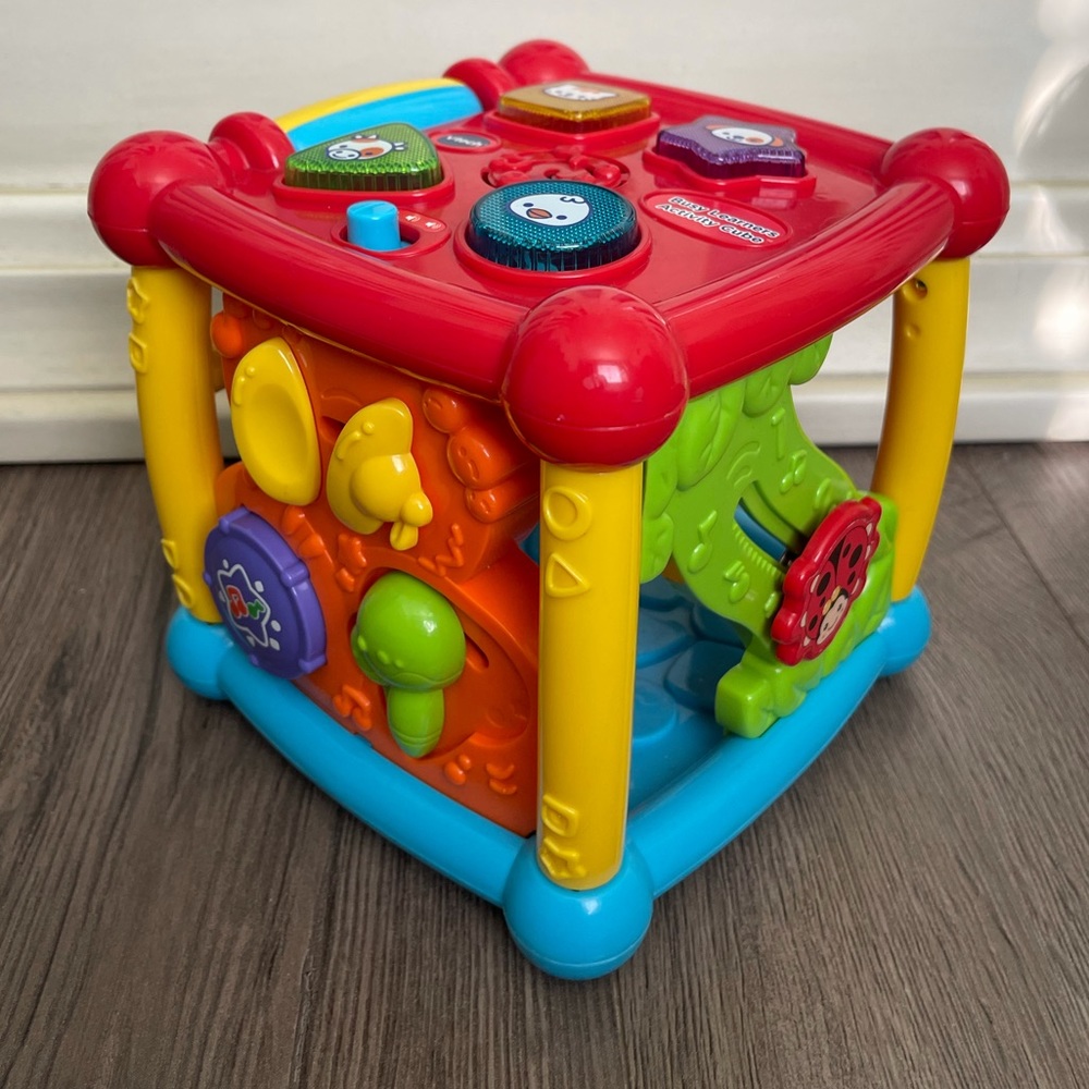 VTech Busy Learners Activity Cube